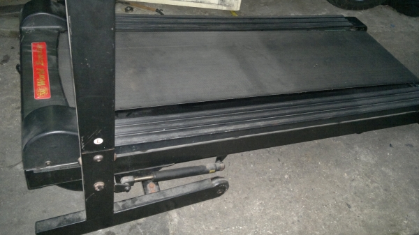 ขายลู่วิ่งมอเตอร์ไฟฟ้า ราคาชิวๆ