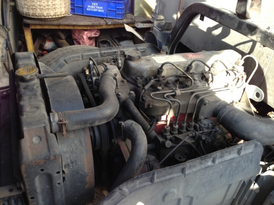 ขาย 6 ล้อ ฮีโน่ รุ่น KM779  ตู้แห้งยาว 5.50 เมตร