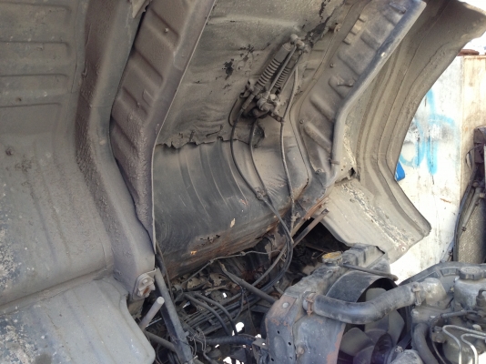 ขาย 6 ล้อ ฮีโน่ รุ่น KM779  ตู้แห้งยาว 5.50 เมตร