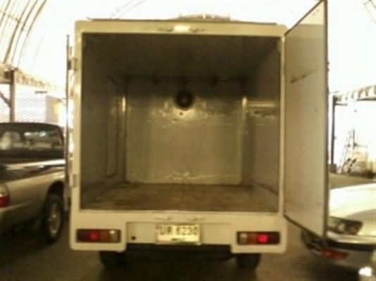 ISUZU D-MAXช่วงยาว ตู้แห้ง เครื่อง2500 สีขาวสภาพเยี่ยม