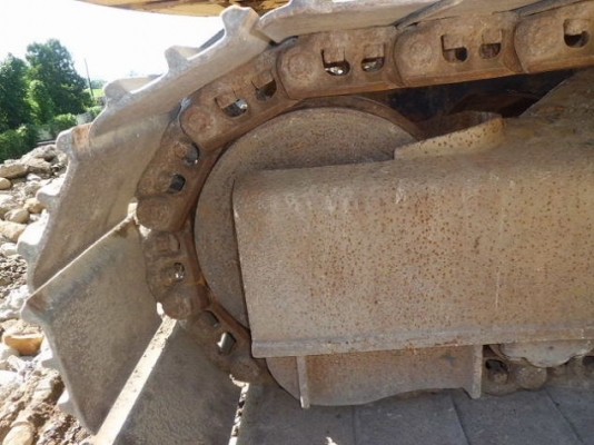 New stock KOBELCO SK200-1 มาร์คทรี สภาพสวยจัด นำเข้าจากญี่ปุ่น แทร็คใหญ่ 800mm