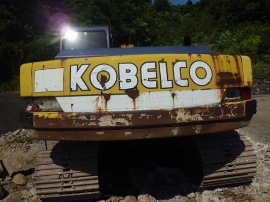 New stock KOBELCO SK200-1 มาร์คทรี สภาพสวยจัด นำเข้าจากญี่ปุ่น แทร็คใหญ่ 800mm
