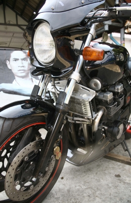 XJR 400 ปี99 ทะเบียน กทม. สภาพสวยมีของแต่ง