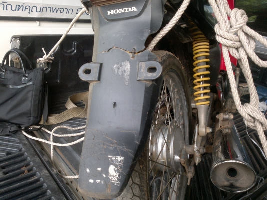 กลัวส่งไปแล้วไม่ถูกใจลูกค้า เพราะไม่ค่อยรู้เรื่องมอไซ ขอเก็บไว้ใช้เองค่ะ