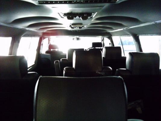 รถตู้หัวจรวดเครื่อง30 glเบาะหนัง3แถว VIPสภาพดี freeดาวน์ รถตู้หัวจรวดเครื่อง30 glเบาะหนัง3แถว VIPสภาพดี freeดาวน์