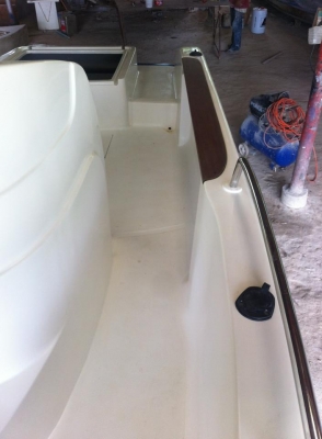 ขายเรือไฟเบอร์ต่อใหม่ ขนาด 22 ฟุต