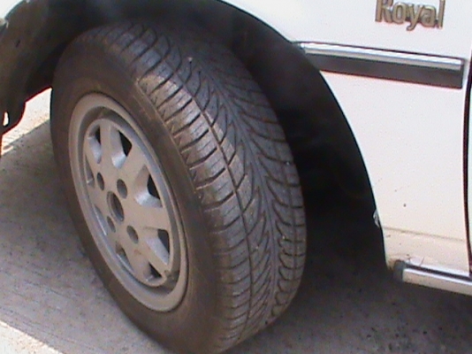 มิซูซุปเปอร์ซาลูน โรเยล+LPG