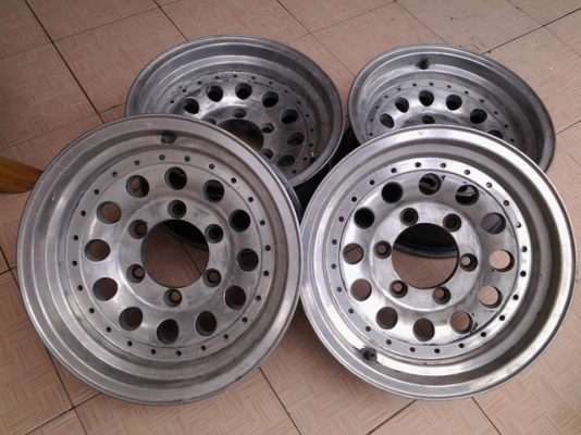 ล้อหยดน้ำขอบ15 ขนาด 7นิ้วสภาพดีขายถูกครับ ล้อหยดน้ำขอบ15 ขนาด 7นิ้วสภาพดีขายถูกครับ