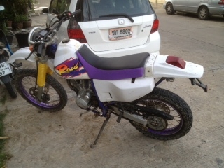 ]ลดราคากันไปรับนำ้ท่วม30000