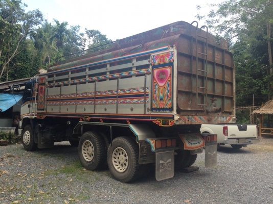 ขายรถ10ล้อดั๊มISUZU เด้กก้า270ยูโรวัน กระบะอลูมิเนียม สนใจโทร0819701072