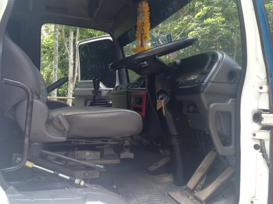 ขายรถ10ล้อดั๊มISUZU เด้กก้า270ยูโรวัน กระบะอลูมิเนียม สนใจโทร0819701072