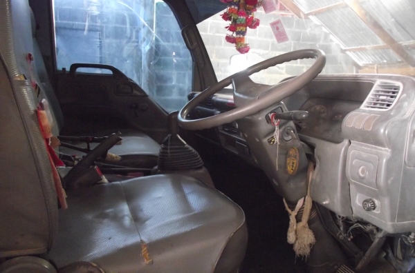 ขายด่วน รถหกล้อดั้ม NPR 120 ขายด่วน รถหกล้อดั้ม NPR 120