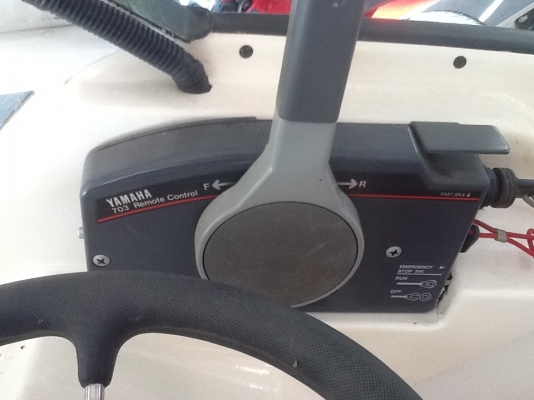 ขายเรือตกปลาYamaha สภาพดี 17ฟุต ขายเรือตกปลาYamaha สภาพดี 17ฟุต