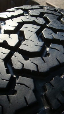 ขายยาง BF Goodrich Allterrain 285 75 r16 ปี10