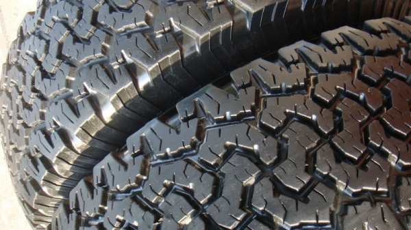 ขายยาง BF Goodrich Allterrain 285 75 r16 ปี10