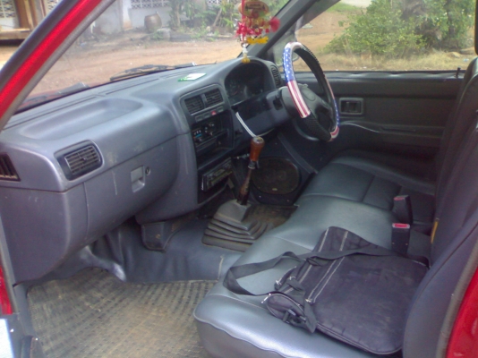 ขายNISSAN BIG M ปี40ตอนเดียว จอโค้ง เครื่อง2500 สภาพสวยๆคับ ขายNISSAN BIG M ปี40ตอนเดียว จอโค้ง เครื่อง2500 สภาพสวยๆคับ