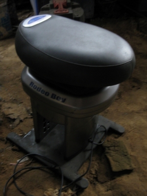 ขาย-เครื่องออกกำลังกายแบบม้าโยกไฟฟ้ายี่ห้อ THRIVE รุ่น Rodeo boy ไฟ 125V