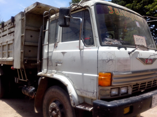 ขายบรรทุกสิบล้อดั๊ม