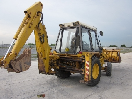 ขาย-รถหน้าตักหลังขุด JCB: 3CX ขับเคลื่อน 4 ล้อ สภาพดี พร้อมใช้งานทันที มือสองเก่าจากญ่ปุ่น