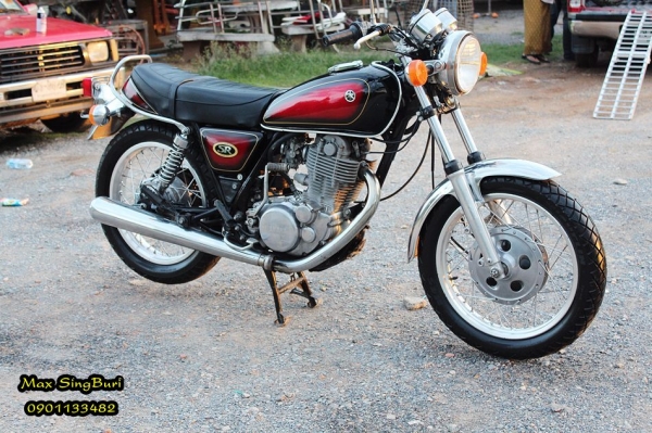 แม็กสิงห์บุรี//YAMAHA SR400 ปี95 สภาพสวยใส เดิมๆๆ อินวอย+สรรพาสมิตร 67000 ด่วน