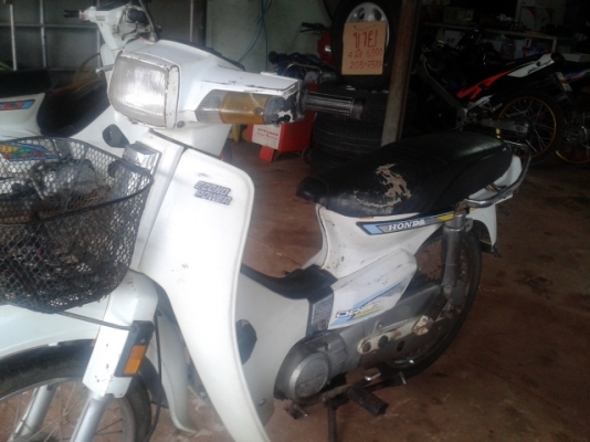 ดรีมคุรุสีขาวเดิมๆรุ่นหายากคันที่1