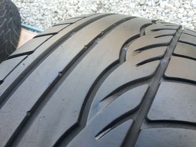 ขายยาง 205/55/16 ปี 12 DUNLOP SP01   1 ชุด