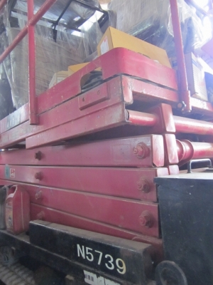 ขาย-รถยกแมนลิฟท์ AKTIO RV-060: สูง 4.80 เมตร แบบขากรรไกร แทรคยาง ขาย-รถยกแมนลิฟท์ AKTIO RV-060: สูง 4.80 เมตร แบบขากรรไกร แทรคยาง