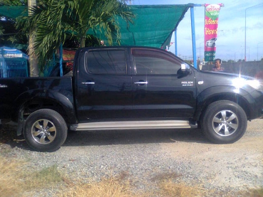 ขาย TOYOTA VIGO สี่ประตู ออโต้โฟ ราคาต่อรองใด้ 086-2465934