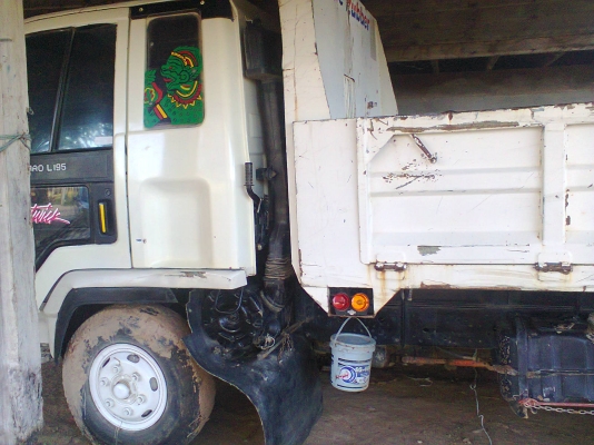 ขายหกล้อดั้ม ISUZU ROCKy 195 ทิฟฟี่พาวเวอร์คัชซีดีไม่มีผุเครื่องดี เกืยร์ดีไม่มีหรุด