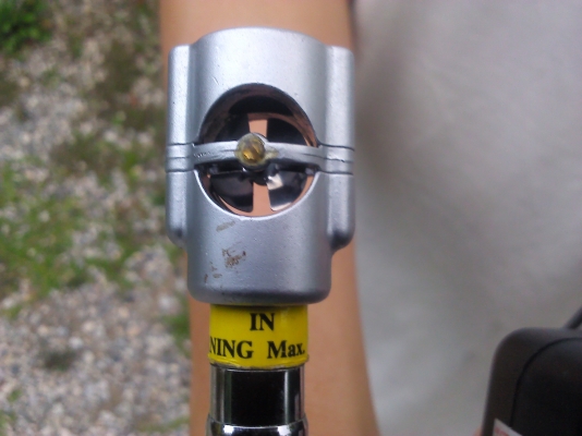 เครื่องวัดความเร็วลม อุณหภูมิ แบบชุดวัดแยกจากตัวเครื่อง วัดได้หลายหน่วยมาก(มี2 เครื่อง) เครื่องวัดความเร็วลม อุณหภูมิ แบบชุดวัดแยกจากตัวเครื่อง วัดได้หลายหน่วยมาก(มี2 เครื่อง)