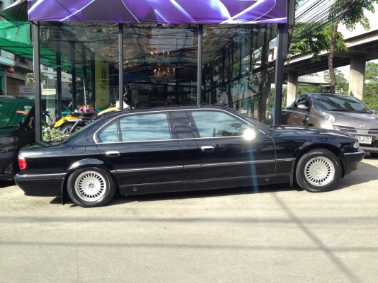 ขาย BMW L7 LIMOUSINE ปี2002 ขาย BMW L7 LIMOUSINE ปี2002