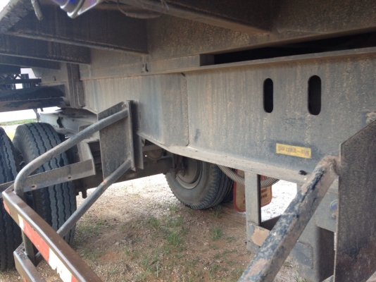 รถอิซูซุ 10 ล้อดั้ม 360 แรงม้า ปี 52 ( รถวิ่ง 18x,xxx กม. ) ( ขายแม่ลูก )  สนใจติดต่อ 081 - 6079515