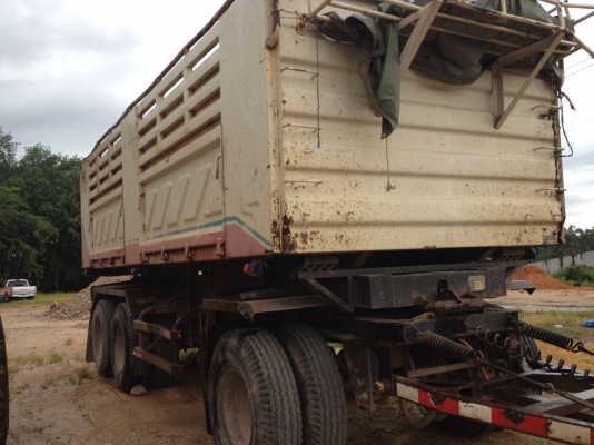 รถอิซูซุ 10 ล้อดั้ม 360 แรงม้า ปี 52 ( รถวิ่ง 18x,xxx กม. ) ( ขายแม่ลูก )  สนใจติดต่อ 081 - 6079515