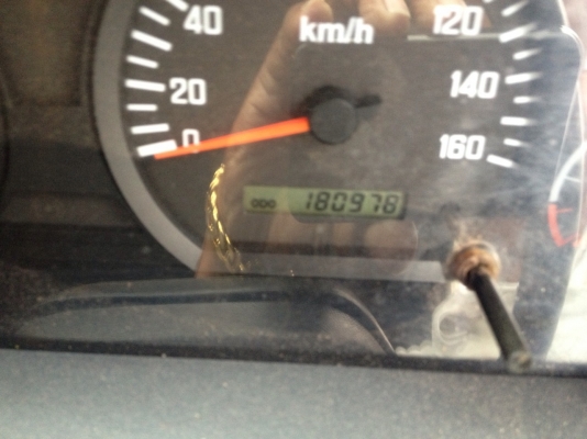 รถอิซูซุ 10 ล้อดั้ม 360 แรงม้า ปี 52 ( รถวิ่ง 18x,xxx กม. ) ( ขายแม่ลูก )  สนใจติดต่อ 081 - 6079515