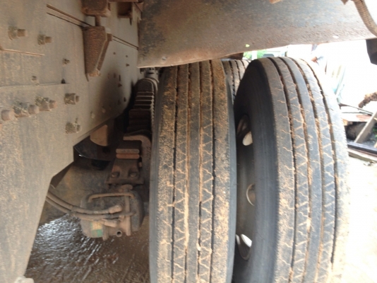 รถอิซูซุ 10 ล้อดั้ม 360 แรงม้า ปี 52 ( รถวิ่ง 18x,xxx กม. ) ( ขายแม่ลูก )  สนใจติดต่อ 081 - 6079515