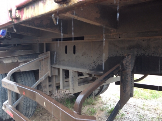 รถอิซูซุ 10 ล้อดั้ม 360 แรงม้า ปี 52 ( รถวิ่ง 18x,xxx กม. ) ( ขายแม่ลูก )  สนใจติดต่อ 081 - 6079515