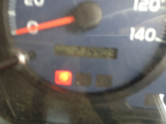 รถฮีโน่ 6 ล้อ หัวลาก 330 แรงม้า ปี 51  สนใจติดต่อ 081 - 6079515