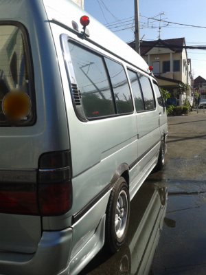 ขายรถตู้หลังคาสูง ขายรถตู้หลังคาสูง