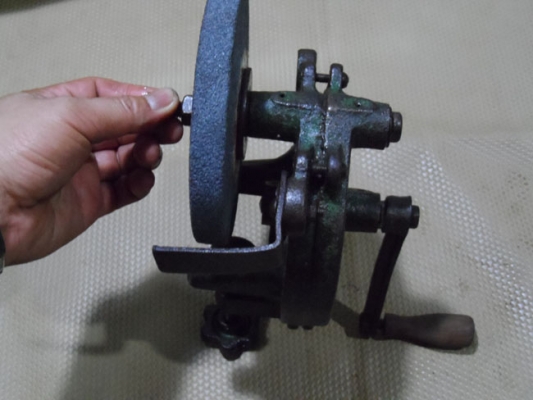 หินเจียรมือหมุน(ใหญ่มากก)