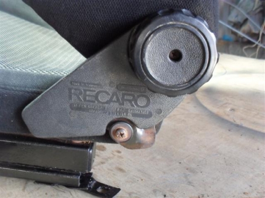 ขายเบาะหัวตาข่ายแท้ 1คู่ 3900