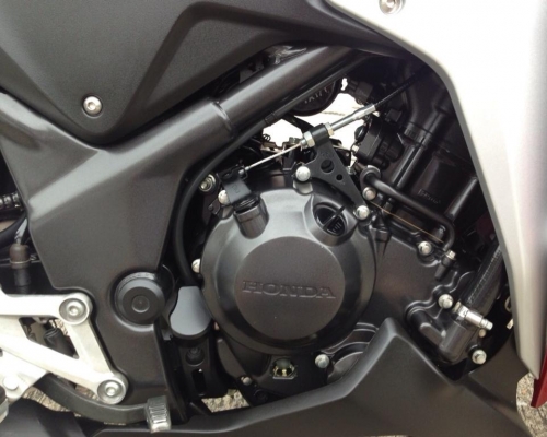 CBR 250R รุ่นท๊อปสุดมี คอมบายเบรค ABS รถสภาพมือ 1 ป้ายแดง