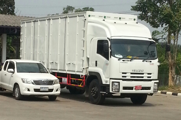 ขายดาวน์ ISUZU FTR 240 ตู้แห้ง 10 บาท