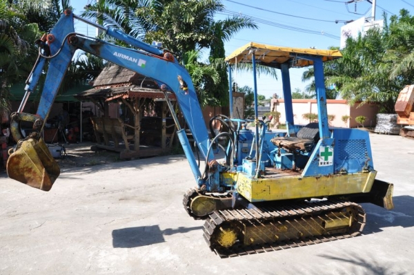 ขาย แบคโฮAIRMAN HM30S สภาพสวยเดิมจากญี่ปุ่น หาอยู่รับรองไม่ผิดหวัง 140,000 บาทเท่านั้น!!