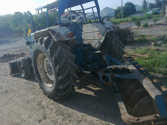 ขายรถไถ FORD  77T1 สภาพดี