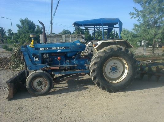 ขายรถไถ FORD  77T1 สภาพดี