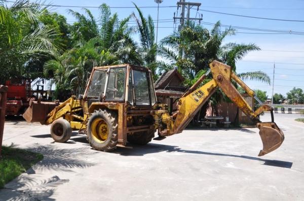 ขาย JCB หน้าตักหลังขุด สภาพสวยเดิมจากญี่ปุ่นยังไม่เคยใช้ในไทย 285,000ลดกระหน่ำ!!