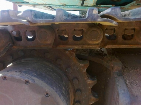 KOBELCO MARK 6 YN10 SUPER SK-200 รถสภาพเก่านอกบอดี้สวยจัดแห้งดีทั้งคัน ช่วงล่างเต็มเหมือนใหม่เลยครับ เครื่องเดิมปั๊มเดิม ภายในสะอาด แอร์เย็นจัด ไฟฟ้าหน้าจอครบพร้อม ช่วงล่างเอวแน่น ใบแทรกขนาด 60 โซ่บูทเต็มครบพร้อมทำงานได้เลย เอกสารใบอินวอยซ์ ราคาต่อรองได้ค