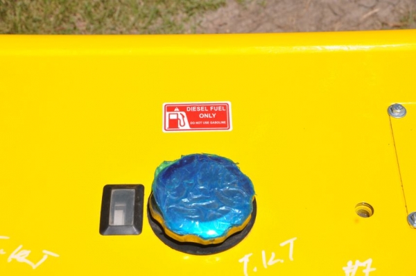 ขายเครื่องปั่นไฟ KAWA KENKI 6 KW. (6,000วัตร) ดีเซล สตาร์ทไฟฟ้า ตู้เก็บเสียง 35,000เท่านั้น!!