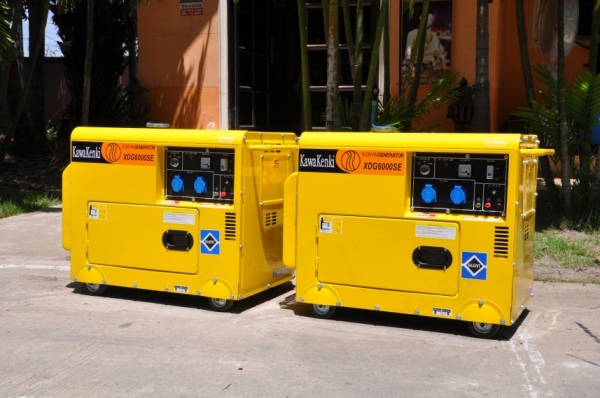 ขายเครื่องปั่นไฟ KAWA KENKI 6 KW. (6,000วัตร) ดีเซล สตาร์ทไฟฟ้า ตู้เก็บเสียง 35,000เท่านั้น!!