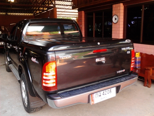 ขาย Vigo 2.7 4WD 4ประตู กับ2ประตู ปี 05 เกียร์ auto ติดแก็ส